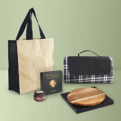 Get Pickled Picnic Bag (MAXUMMAXCA3010) Get Pickled Picnic Bag (MAXUMMAXCA3010)